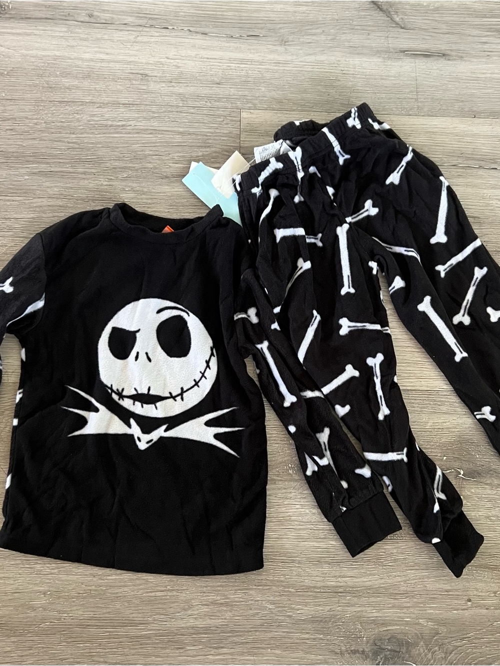 Disney Unisex Kids Pajama Set Nightmare Before Christmas Skull & Bones size 4